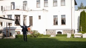 Выход жениха на свадебной церемонии!