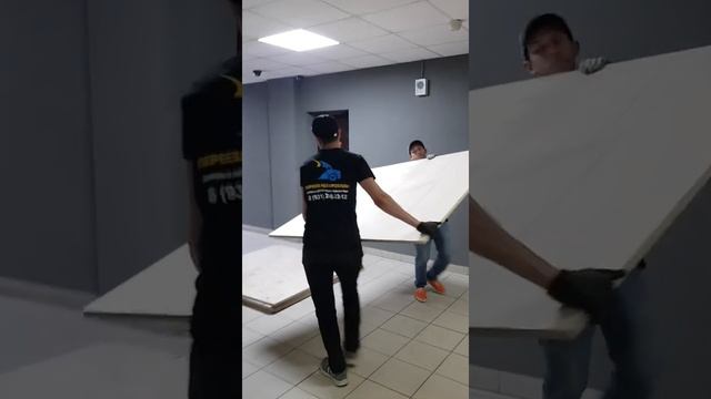 Подъем фанеры на этаж