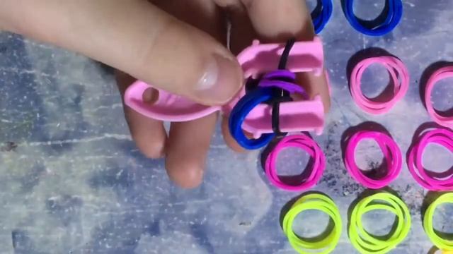 Браслет Дружба из резинок на рогатке смотреть онлайн