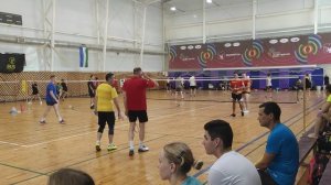 Вот так зажиливают воланы на 53 сек