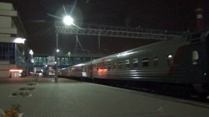 Электровоз ЭП20-018 с поездом №11 Ростов-на-Дону — Москва