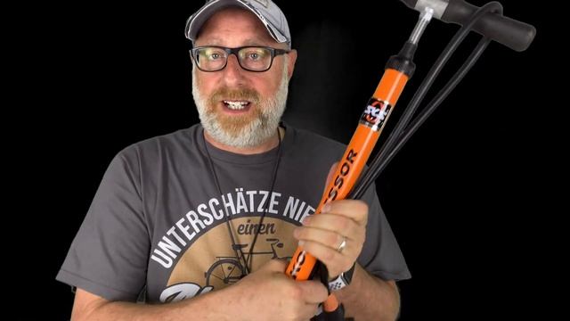 Review: SKS Airstep Digi Digitale Fußpumpe von SKS.