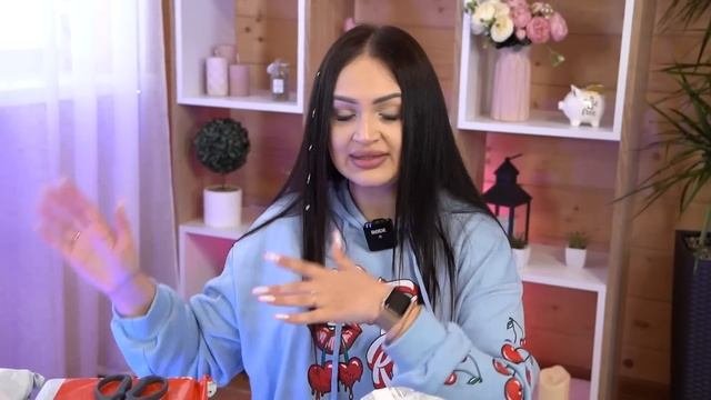 ПОДПИСЧИЦА прислала 12 ПОТЕРЯННЫХ ПОСЫЛОК с ПОЧТЫ / я была в шоке ЧТО ВНУТРИ? Забытые посылки!