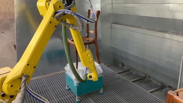 Участок роботизированной окраски стульев и столов - Www.niilkp.ru