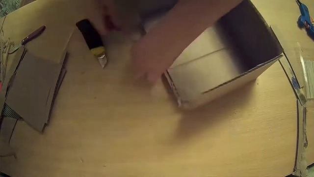 Дом из картона внутри. (Самый простой способ как можно сделать).