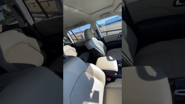 2022 Infiniti QX80. смотреть онлайн