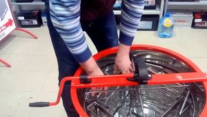 Обзор 4 х рамочной медогонки с оборотными кассетами  Review 4 framework extractor with seed tapes
