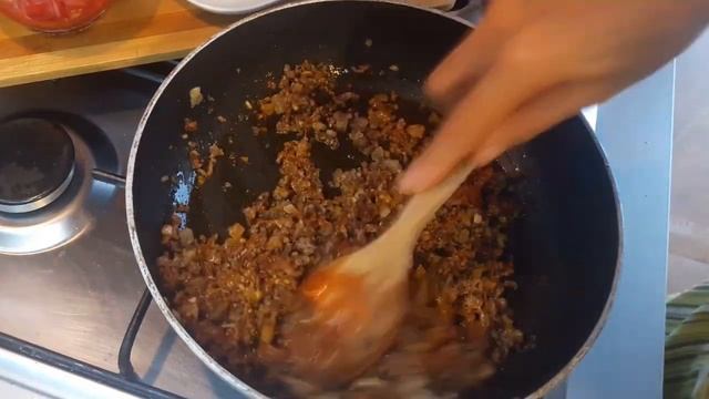 Турецкая кухня. Стручковая фасоль с фаршем. Зеленая фасоль. Kiymali taze fasulye \ Turkish food смотреть онлайн