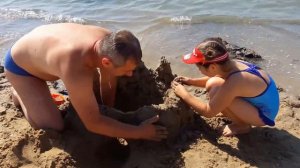 Строим замок из песка.