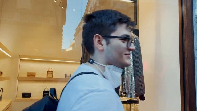 СЕНТЯБРЬ В МИЛАНЕ: ОСЕНЬ В MASSIMO DUTTI, ВИТРИНЫ НА МОНТЕНАПОЛЕОНЕ, ОЗЕРО КОМО И БРУНАТЕ ВЛОГ