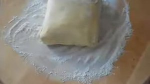 Пирожки из слоеного теста бездрожжевого с мясом!