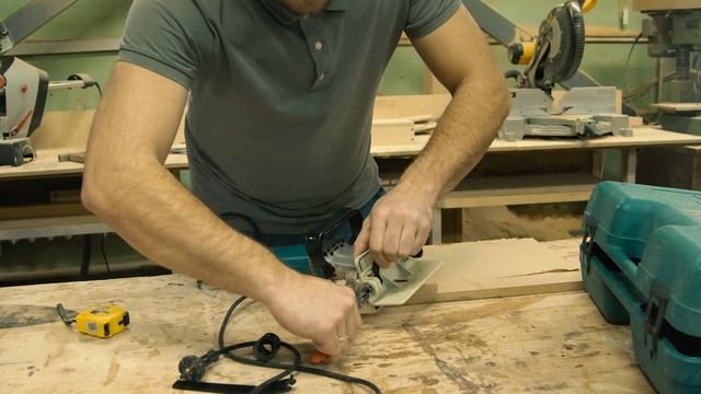 Ламельный фрезер Makita 3901 смотреть онлайн