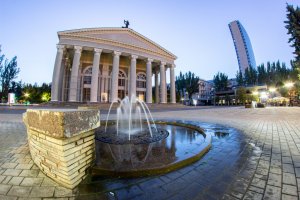 Донецкий музыкально драматический театр