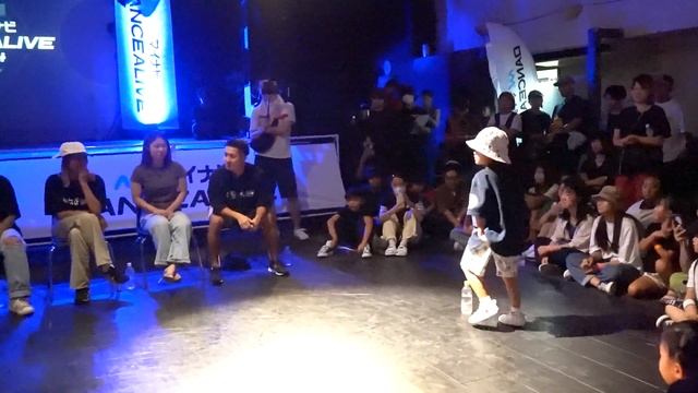 穂音 vs Orion BEST8 KIDS マイナビDANCEALIVE 2024 CHARISMAX I смотреть онлайн