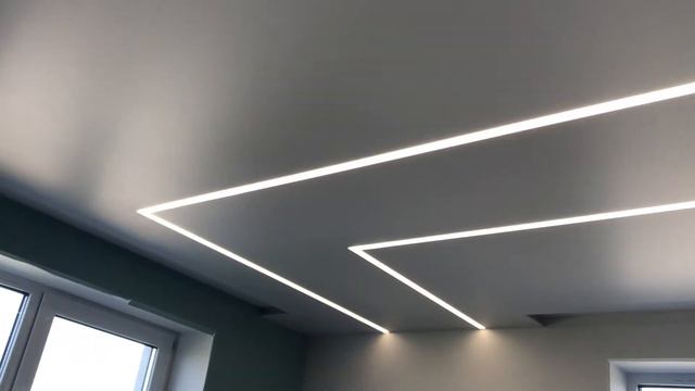 Натяжной потолок NEBO с парящими световыми линиями смотреть онлайн