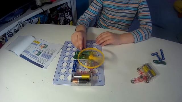Эксперименты с электричеством.Конструктор юного электрика