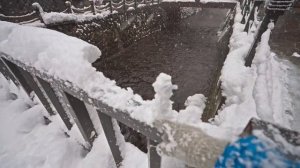 Япония в снегу - Гинзан-онсен днем・4K HDR