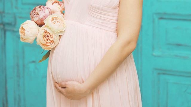 КРАТКО О БЕРЕМЕННОСТИ С ПЕРВЫХ НЕДЕЛЬ ДО РОЖДЕНИЯ смотреть онлайн