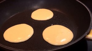 Как приготовить оладьи. Идеальные панкейки или наши оладьи. Как приготовить панкейки.