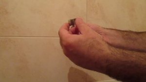 Установка держателя лейки душа. Регулируемый держатель с шариком
