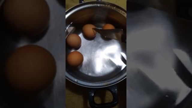 Как определить тухлые яйца. смотреть онлайн