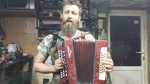 Песня под гармонь "Имел Я деньги прибольшие" .