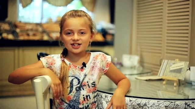 Французька випічка - круасани - Ненсі Бей (сюжет до програми ТЕМА: Франція РОЖЕВІ ОКУЛЯРИ)