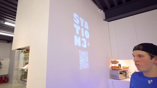 Мини-влог и стрит на Canon RF 50mm F/1.2. Примеры фото и видео, равы в описании. смотреть онлайн