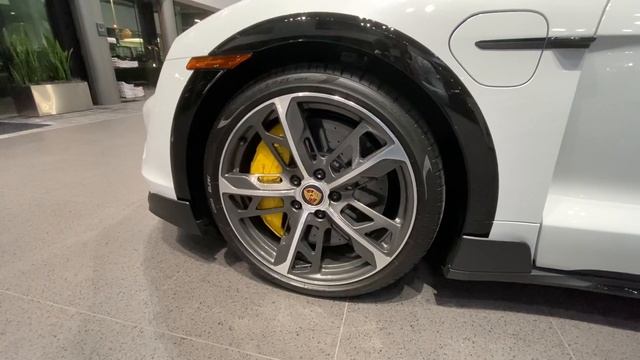 The 2021 Porsche Taycan Turbo S Cross Turismo | Walk Around | Carrara White смотреть онлайн