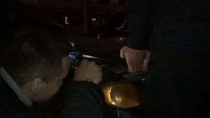 Как открыть капот в общяжных условия на ваз 2114