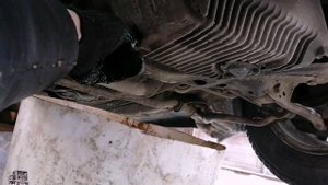 BMW E34. Замена масла в двигателе М50B25