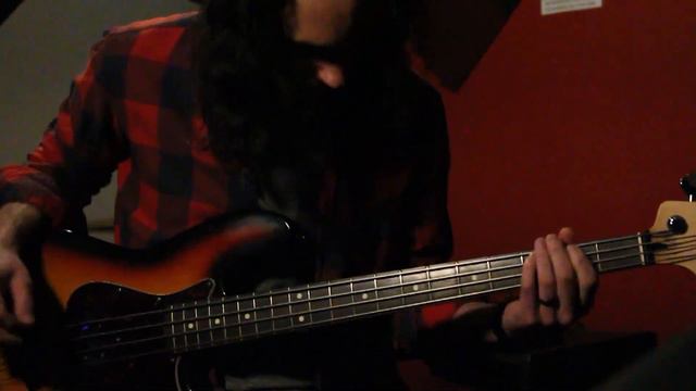 Fuzz Drive w/ Bass смотреть онлайн