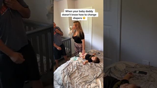 When BabyDaddy does NOT know how to change DIAPERS смотреть онлайн