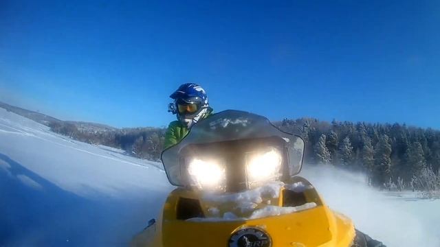 Катаемся на BRP Tundra смотреть онлайн