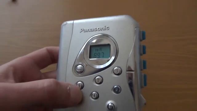 Кассетник Panasonic RQ-CR18V