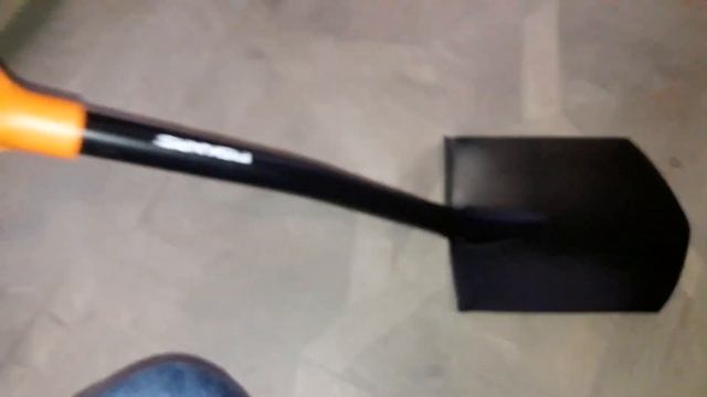 Повелся!!! Лопата Fiskars для копа! смотреть онлайн