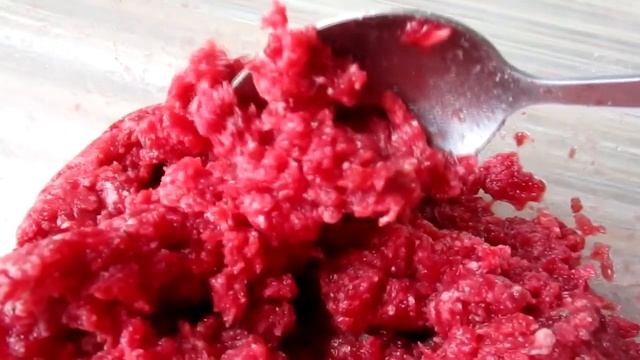 Котлеты со свеклой и фаршем. Свекольные котлеты рецепт. Легко и просто!