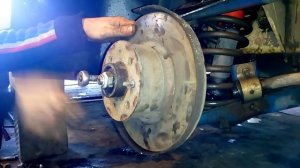 Замена передних подшипников оси ВАЗ 2101 2107 (Монтаж)