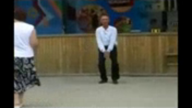 Дед Отжигает На дискотеке смотреть онлайн