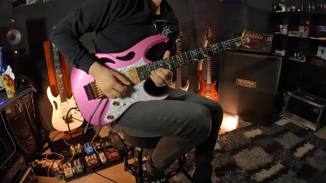 Ibanez PIA Panther Pink - Europe - Superstitious solo cover смотреть онлайн