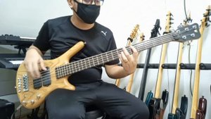 Warwick Rockbass Corvette $$ 5 String Bass