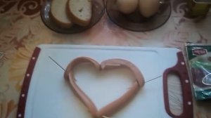 Яичница в сосиске!!!
