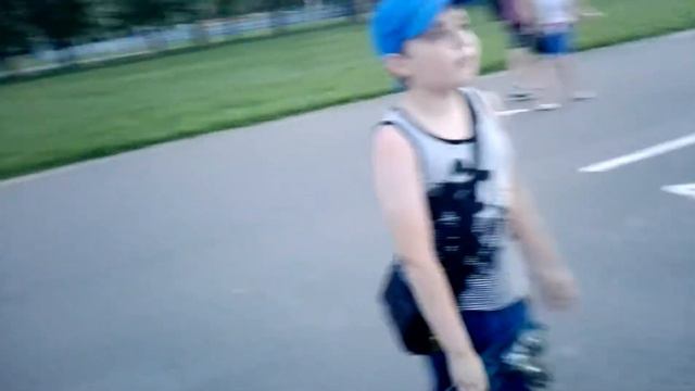 Повредил руку до крови смотреть онлайн