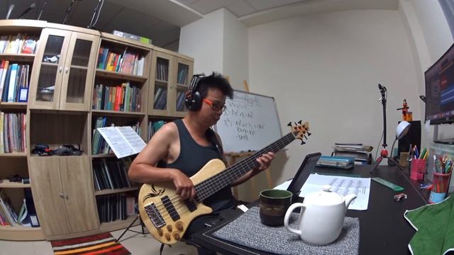 Simandl - New Method for String Bass Part 1 P.23 #1 (Stuart Sankey Verison) смотреть онлайн