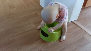 Амире 1 год. Развитие в один год. Ребенку 1 год