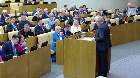 Депутаты приняли проект обращения о запрете польским грузовикам транзит через территорию России
