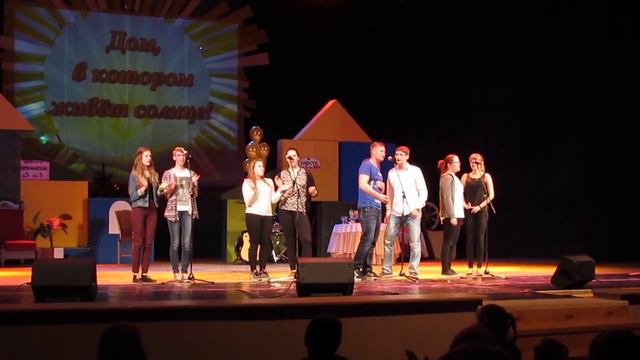 Дом, в котором живёт солнце. Немецкие дети поют военную песню "Катюша" смотреть онлайн