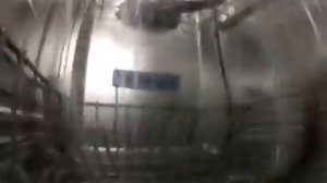 Внутри посудомоечной машины (Inside of the dishwasher)