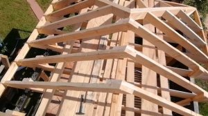 БЕСЕДКА на металлических трубах