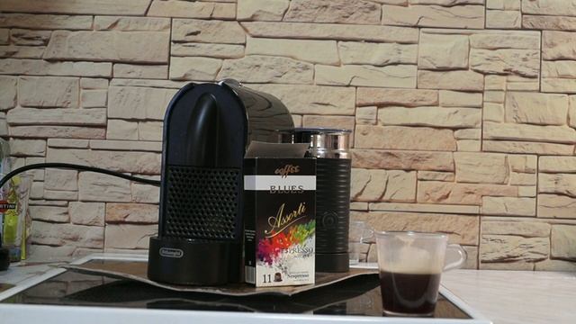 Капсула кофе Blues Coffee Капучино-карамель смотреть онлайн